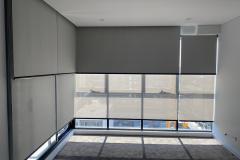 1_Palm-Beach-Blockout-Gull-and-Corrida-Sunscreen-Steel-with-Black-Ellips-Bottom-Bars
