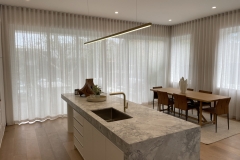 burano-vanilla-wave-fold-70mm-hem