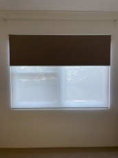 Corrida-Super-White-with-Vibe-Blockout-Stone-Anodised-Oval-Bottom-Bar-1