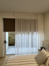 Bali-pearl-weighted-hem-and-palm-beach-pebble