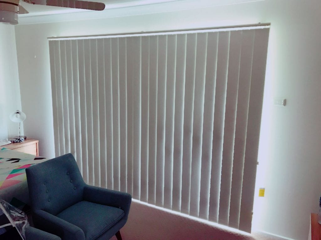 127mm Verticals in Vibe Pure Closed